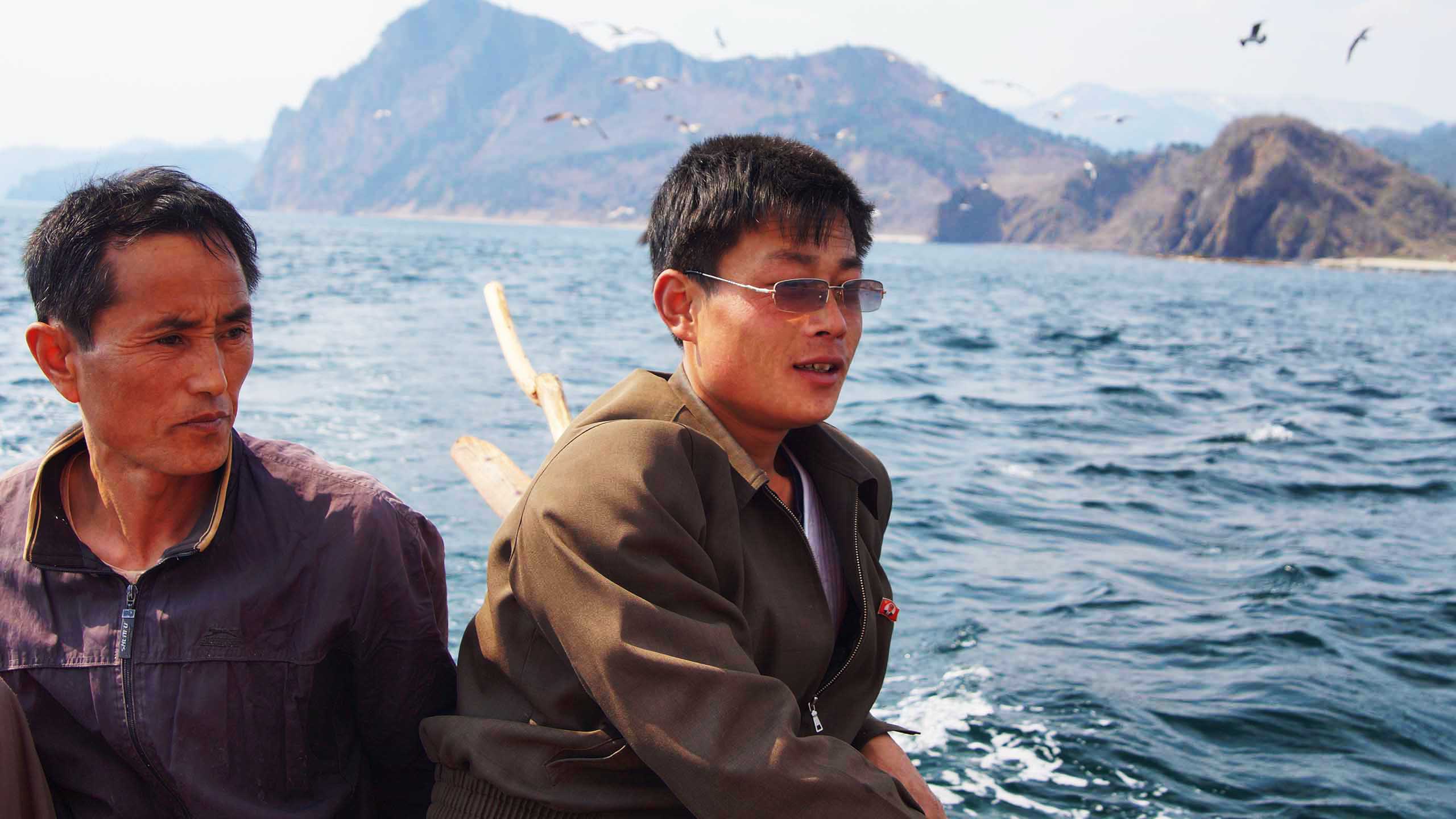 tour north korea with young pioneer tours