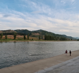 Border between Linjiang in Yanbian and North Korea