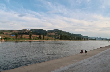 Border between Linjiang in Yanbian and North Korea