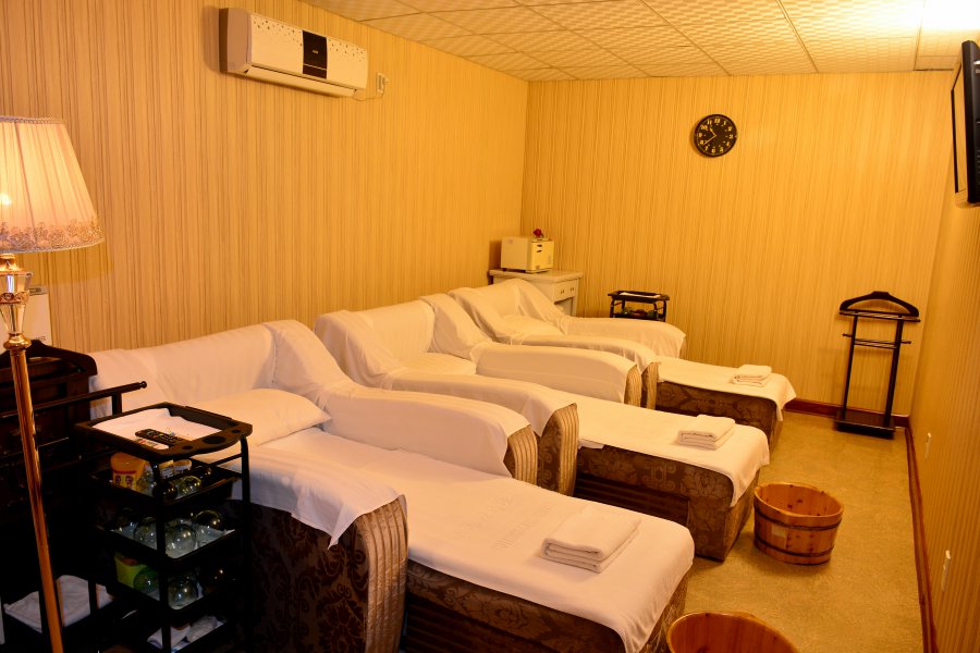 Pothonggang Hotel Massage