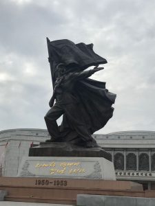 The Victorious Fatherland monument at the Pyongyang War Museum. 