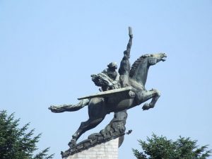 North Korea statues