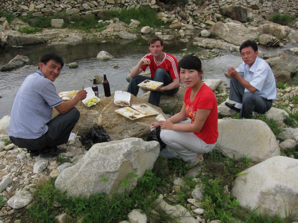 Picnic in Haeju city