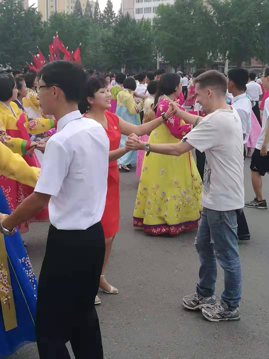 Mass Dance happening during our Korean Language Study Tour