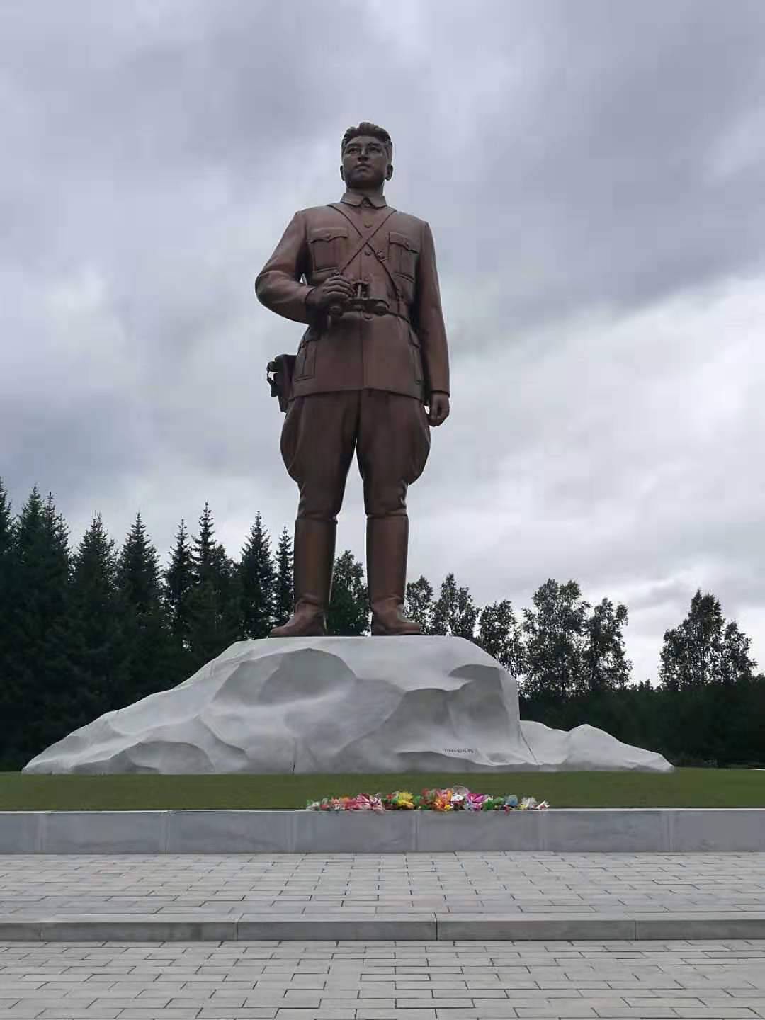 A statue of Kim Il Sung in Samjiyon County, nearby Mount Paekdu