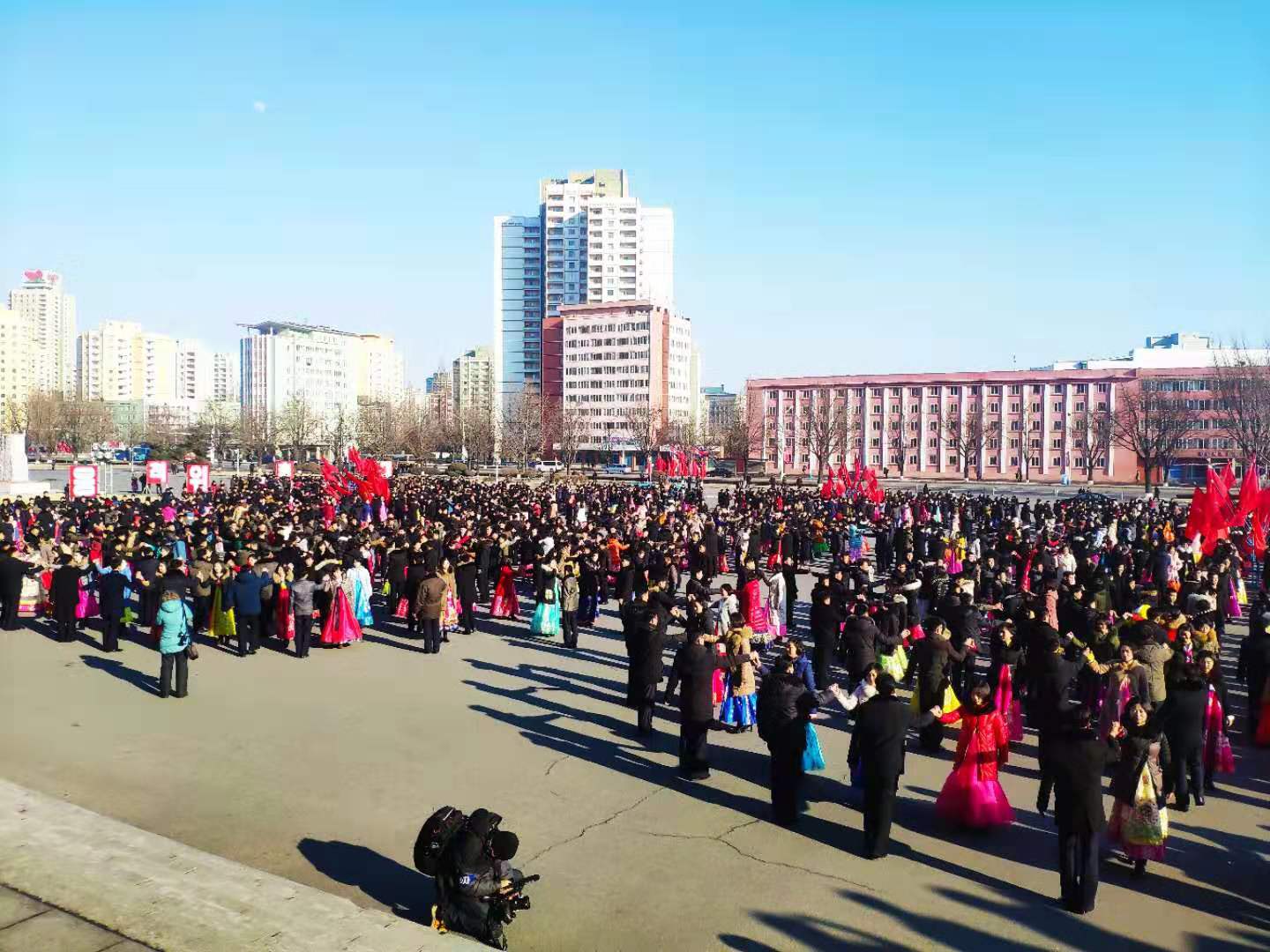 Mass Dances organised to celebrate the Day of the Shining Star