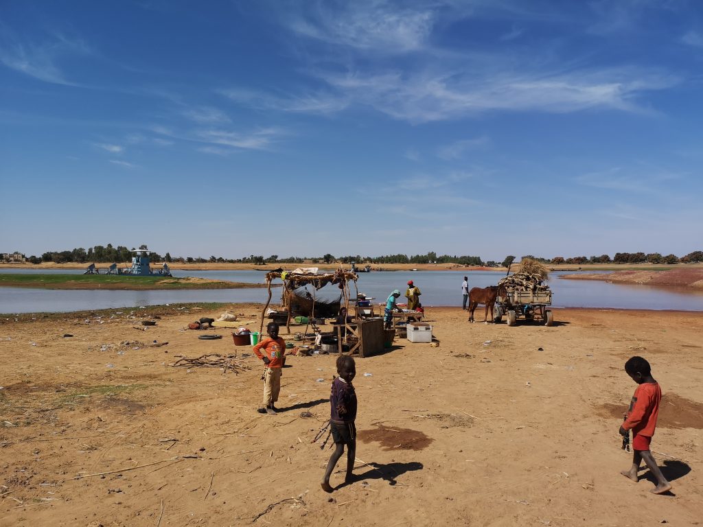 The only souvenir shop by the bank of Djenne