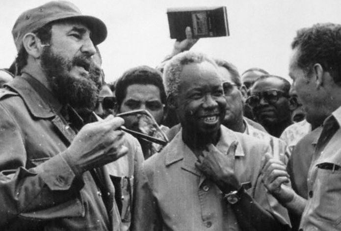 Julius Nyerere, president of Tanzania with Fidel Castro