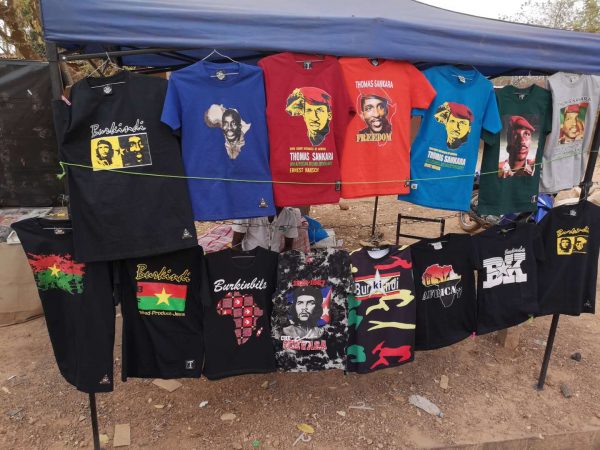 Shirts of Thomas Sankara and Che Guevara on sales in Ouagadougou
