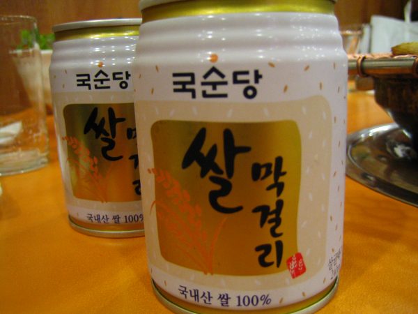 Commercialized South Korean Makkgeoli cans