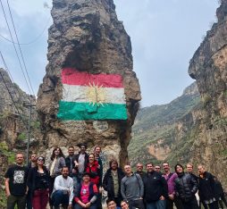 border crossing from iraqi kurdistan to turkey