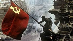 The Definitive 2023 Guide to the Russian Flag - History, Meaning, & Colors
