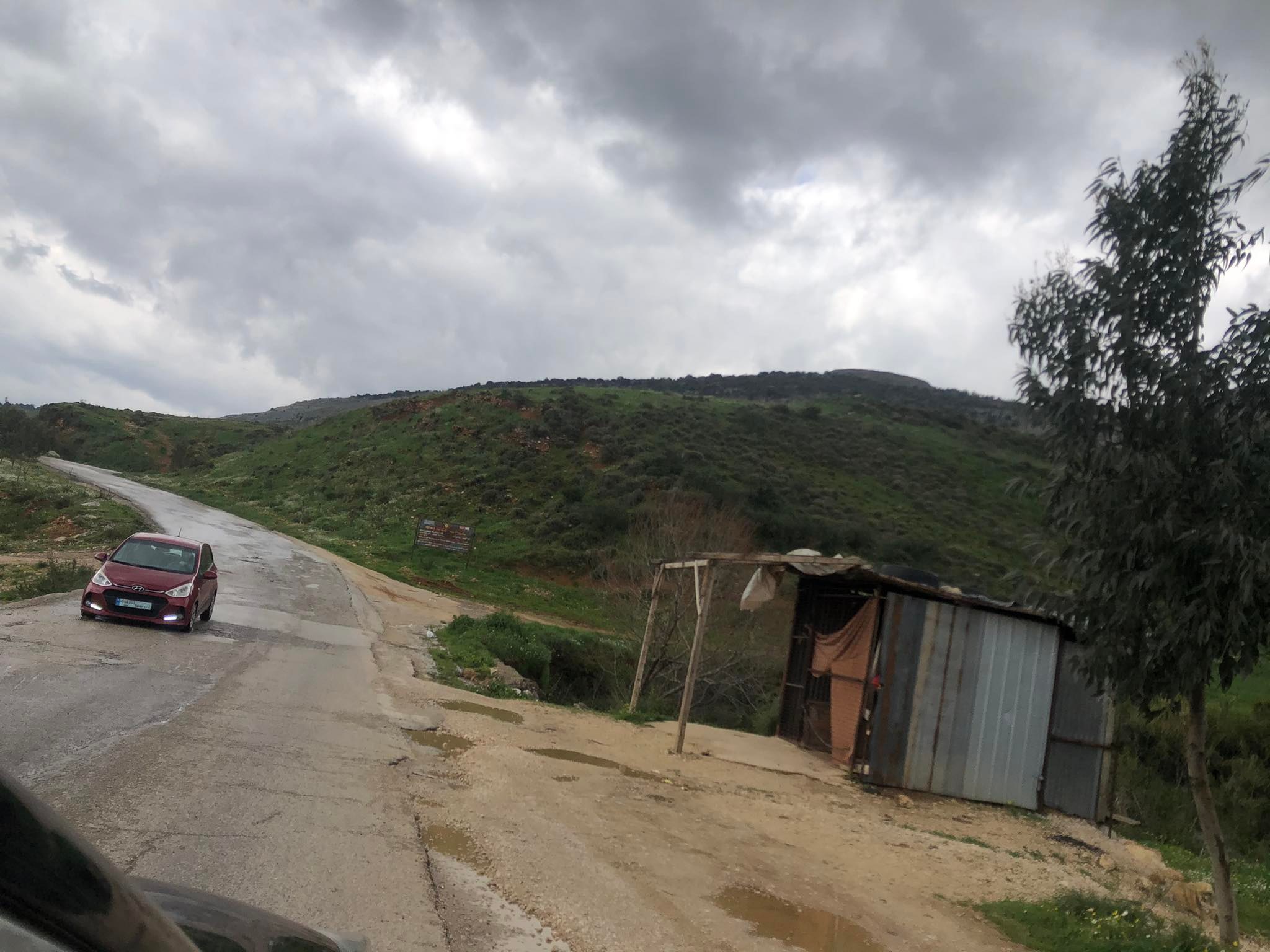 Crossing the border from Lebanon to Syria