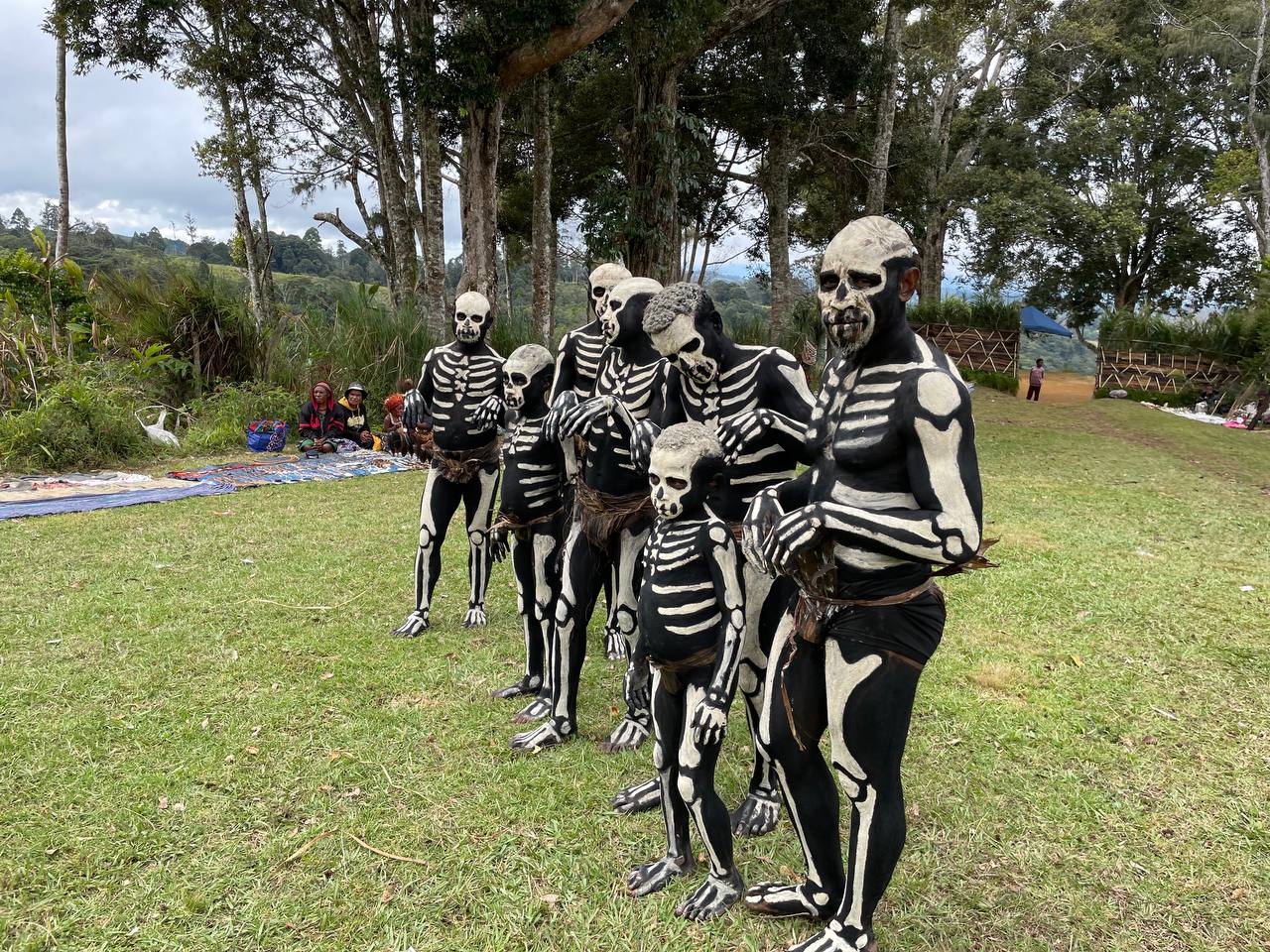 Skeleton Men