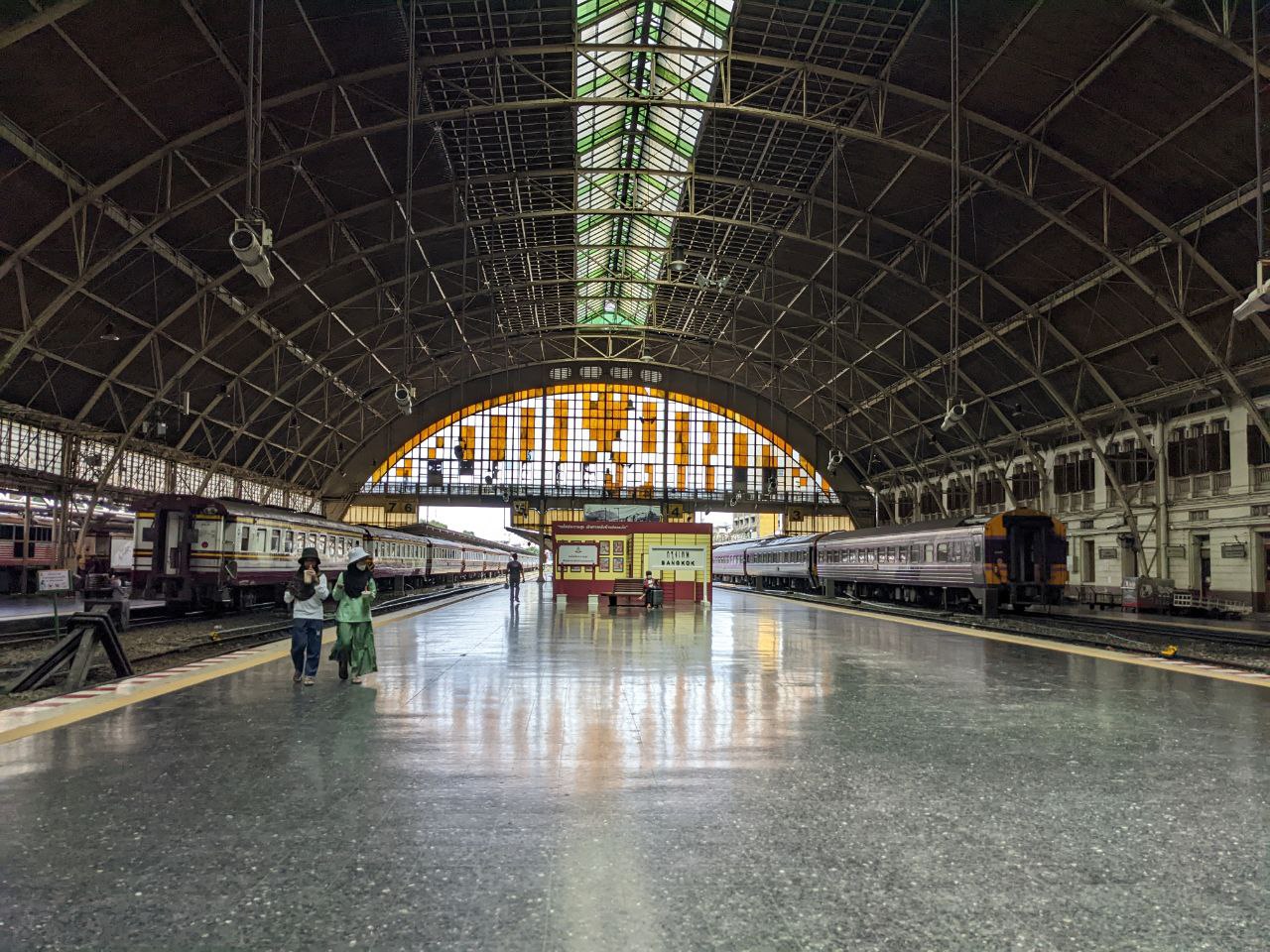 train from Thailand to Cambodia