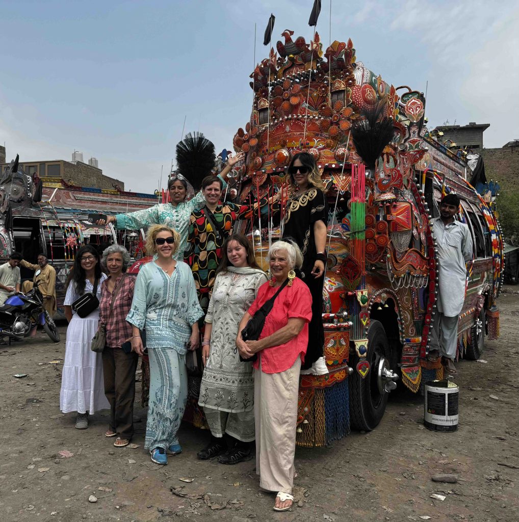 Pakistan suspends visa on arrival
