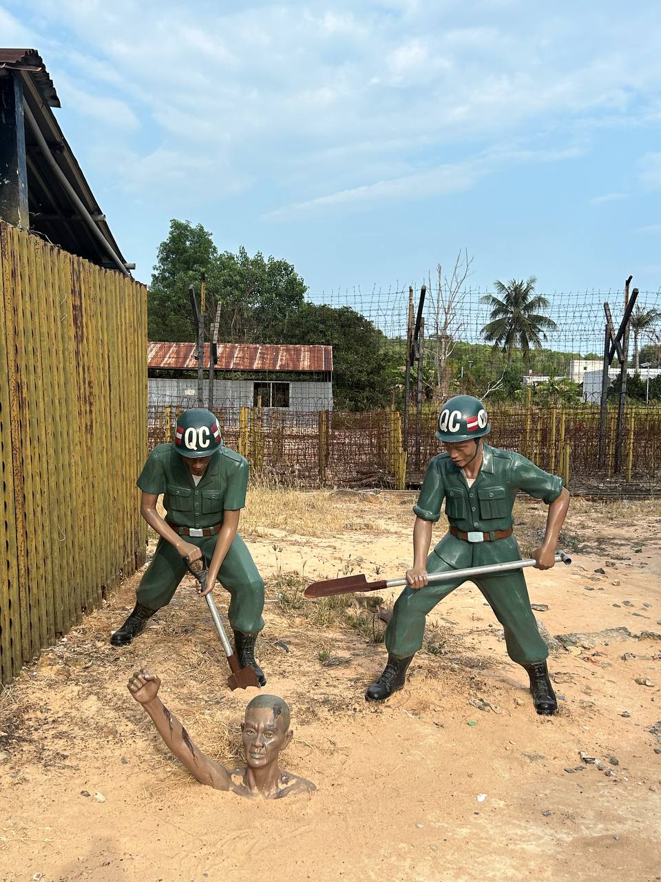 visiting Phu Quoc prison 