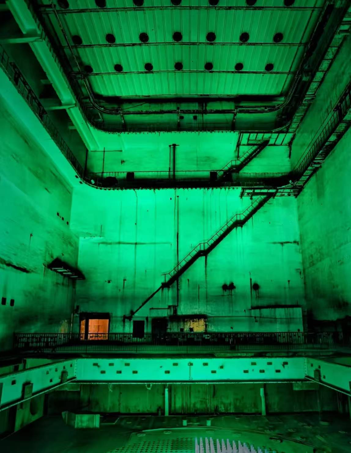 816 Nuclear Town