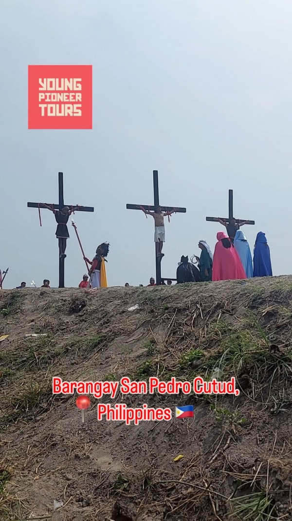 Easter in the Philippines 🇵🇭 For context, Passion of the Christ and its re-enactments (not necessarily for the faint of heart) are one of the most well-known phenomena of the Philippines but the Cutud Lenten Rites Festival takes things to a whole new level. The penitents involved in the Rites not only flagellate themselves, but the Rites culminate with their being literally nailed to crosses. Why Extreme Philippines? Quite simply because we get away from the beaches and off the beaten track and show you all the extremes of this fascinating country.
